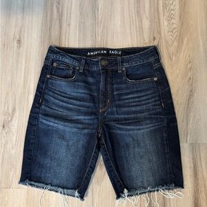 Women’s American Eagle Dark Wash Denim Bermuda Shorts size 4